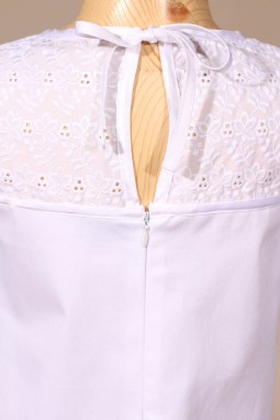Robe de communion fille chic broderie anglaise