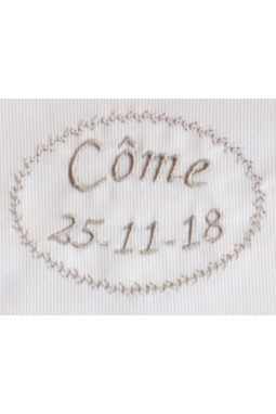 Broderie prénom date  de cérémonie