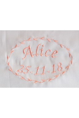 Broderie prénom date  de cérémonie