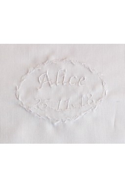 Broderie sur mesure bébé
