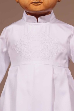 Robe bapteme traditionnelle
