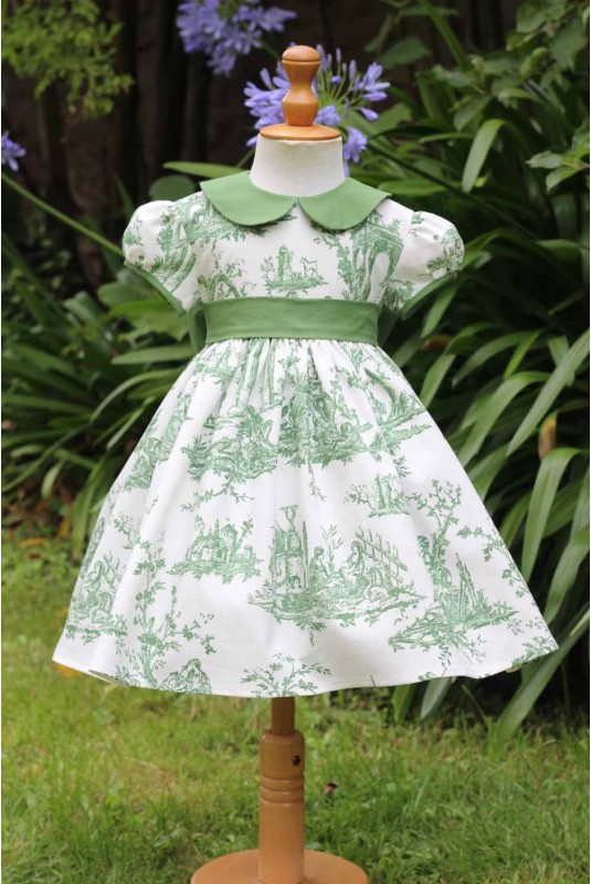 Tenue demoiselle d'honneur en toile de jouy verte