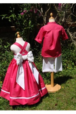 Vêtement d'enfants d'honneur blanc et fuschia