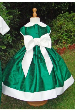 Cortège de mariage en soie verte 