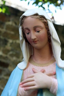 Vierge en platre
