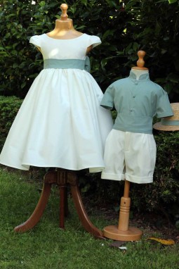 Ensemble de cérémonie crème et vert Ermeline