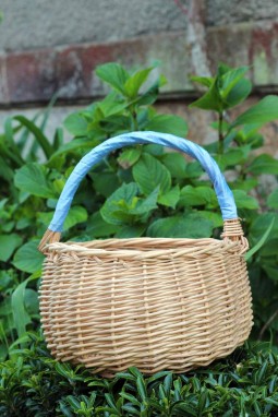 Panier avec anse en tissu en soie turquoise