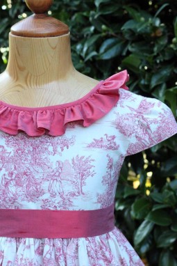 tenue en toile de jouy fuchsia fille