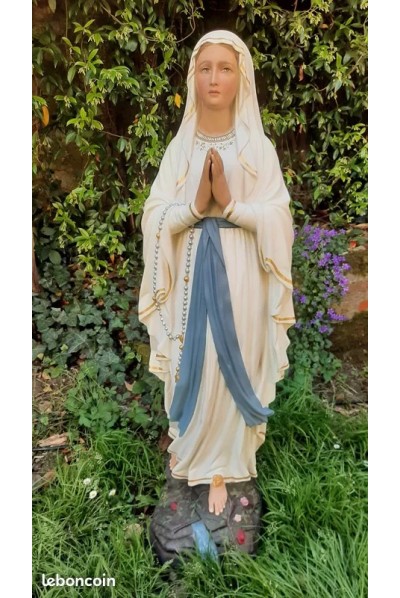 Statue notre Dame de Lourdes