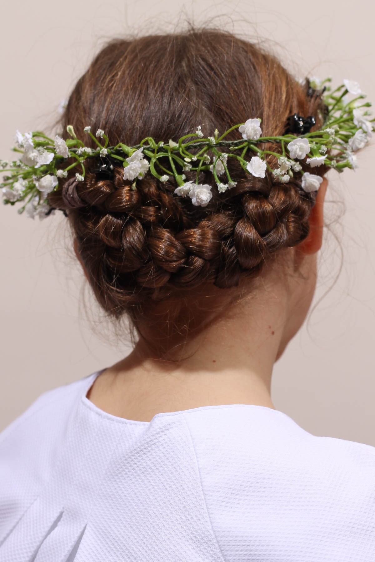 Couronne De Fleurs Communion Ou Cortege Mariage Couronne Gypsophiles Couronne De Fleurs Communion Ou Cortege Mariage Couronne Gypsophiles